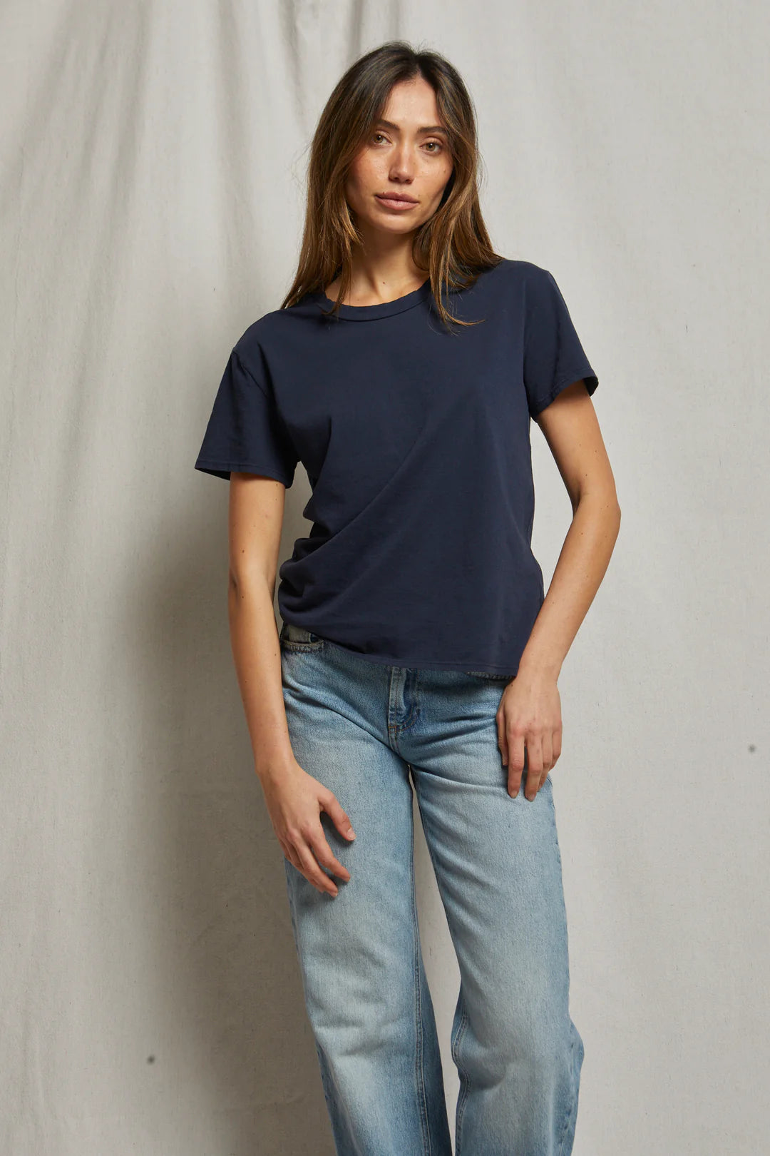 PerfectWhiteTee Harley Boxy Crew in Navy