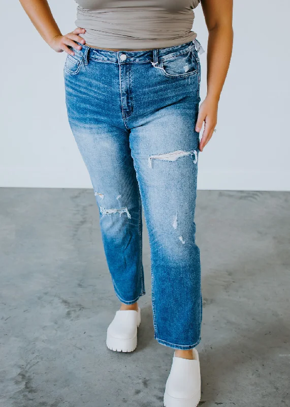 Curvy Leena Straight Jean