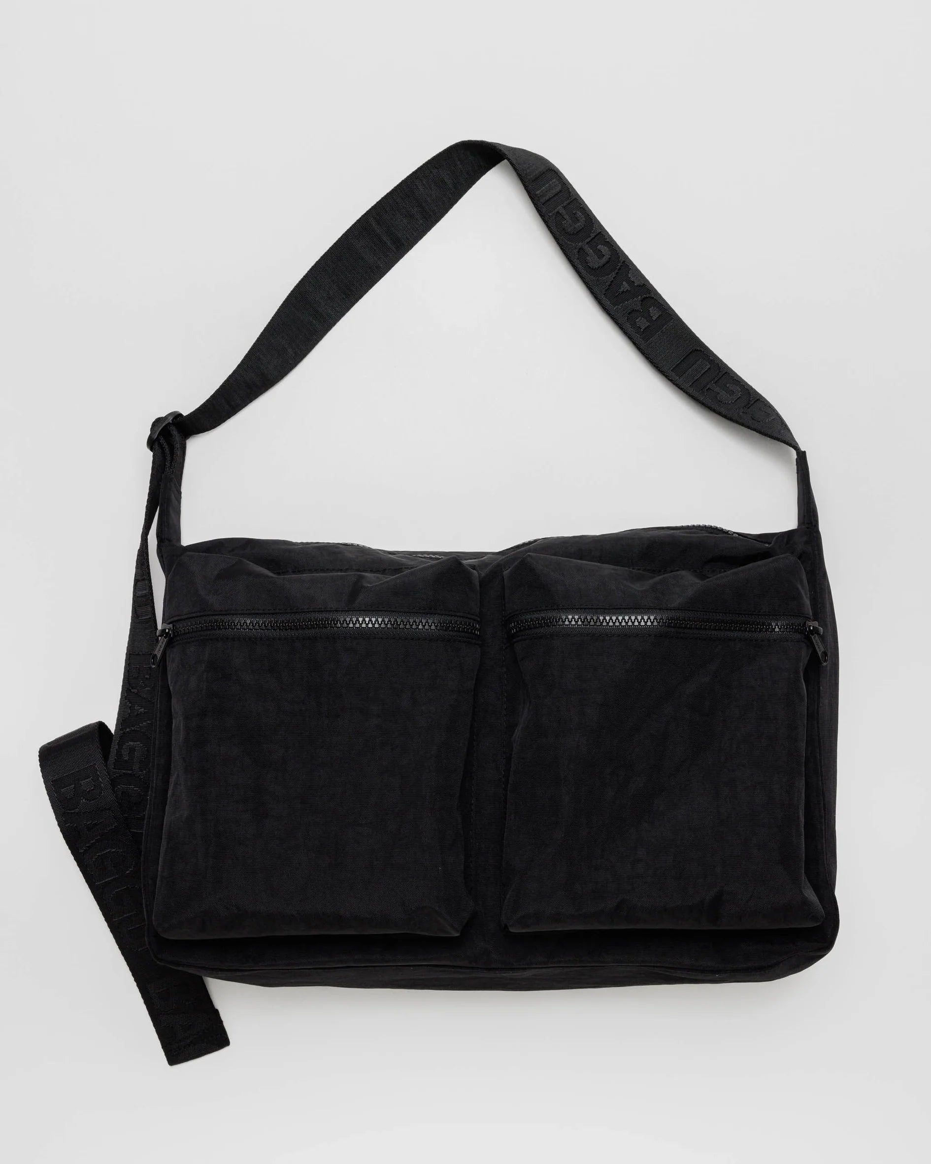 BAGGU Large Cargo Crossbody Bag