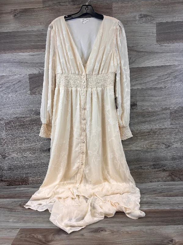 Dress Casual Maxi By Clothes Mentor In Ivory, Size: L